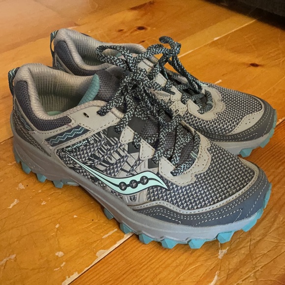 Women’s Saucony Excursion Trail Running Shoes - Picture 3 of 4